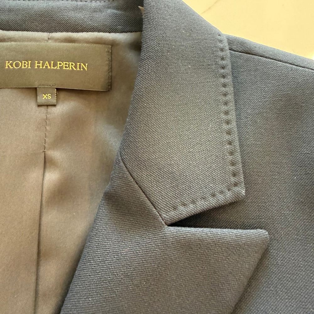 Kobi Halperin Navy Blue Single Button Blazer XS EUC Corporate Chic Preppy - Picture 10 of 13